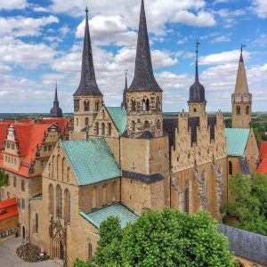 Luftbildaufnahme vom Merseburger Dom